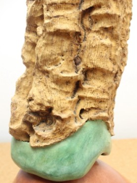 zoom lampe chêne liège oxyde de fer marron oxyde de chrome vert avec abat jour blanc