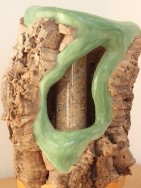 Zoom2 lamp Glimmer cork trunk with green stucco with sand ocean lamp