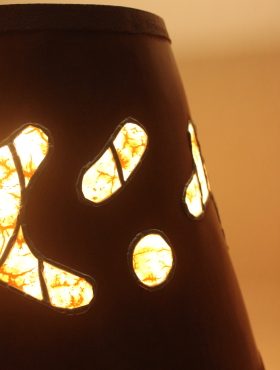 zoom3 lamp on Mars orange ocher 960 with conical lampshade tadelakt stained glass