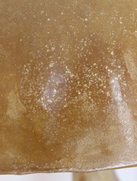 lampe pisolito pigment marron champignon pisolithe vitraux abat jour conique stuc chaux tadelakt