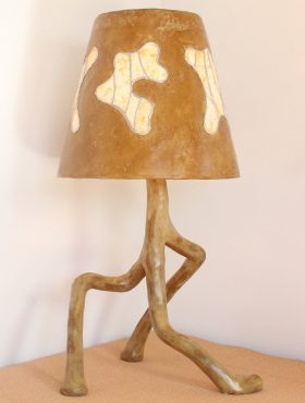 lampe pisolito pigment marron champignon pisolithe vitraux abat jour conique stuc chaux tadelakt