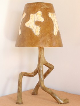 lampe pisolito pigment marron champignon pisolithe vitraux abat jour conique stuc chaux tadelakt